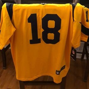 Nike Medium Copper Kupp Jersey